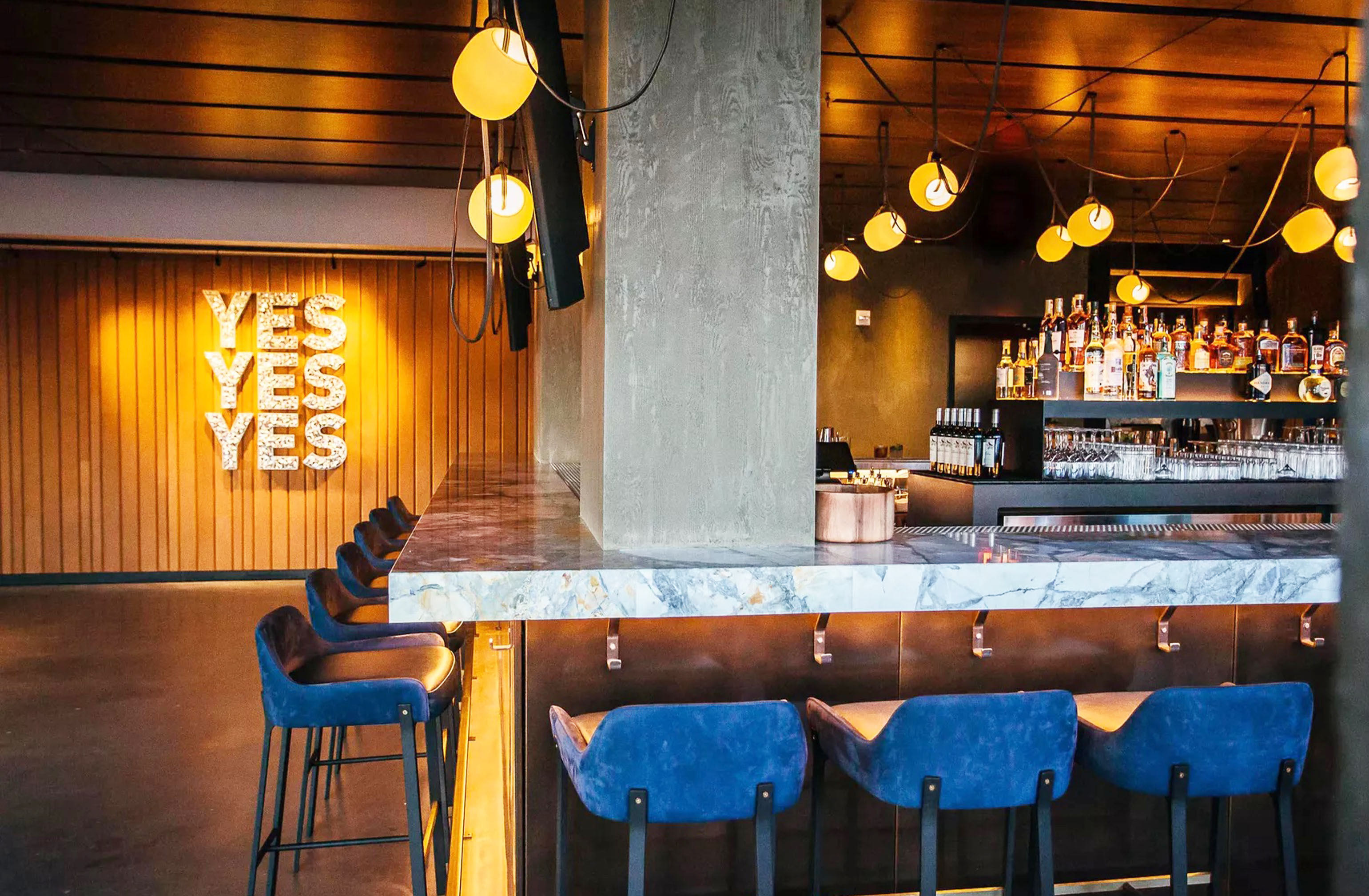 12 stories bar