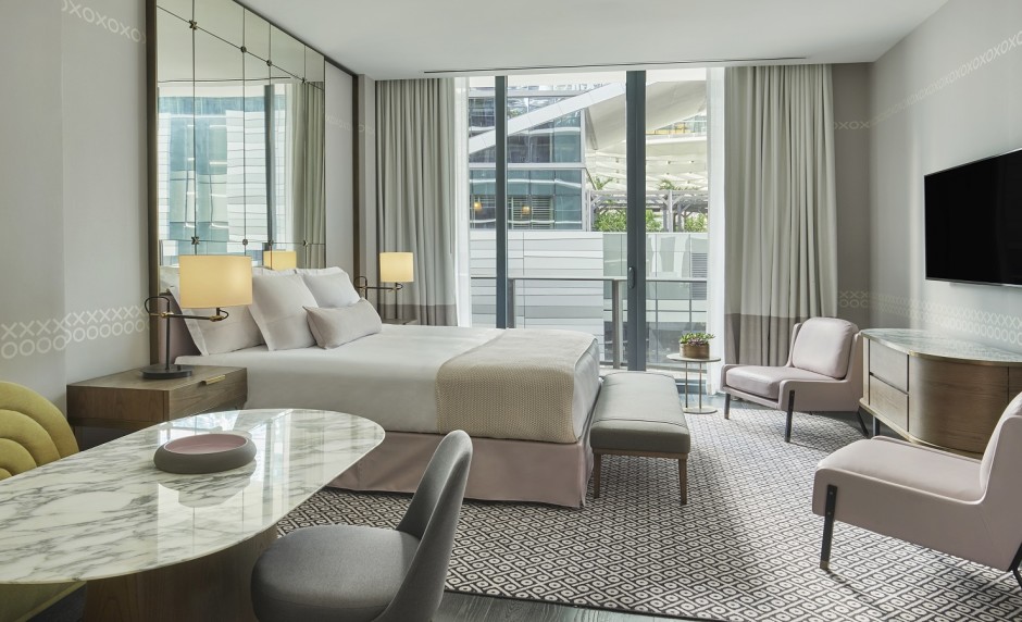SLS LUX Brickell