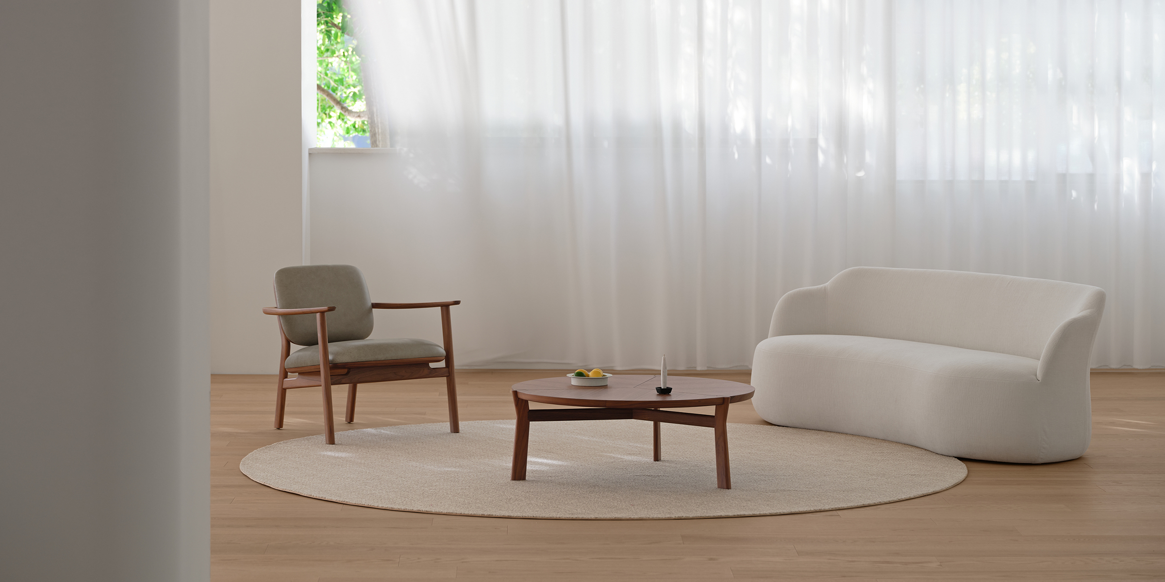 Marea lounge chair main slide 1