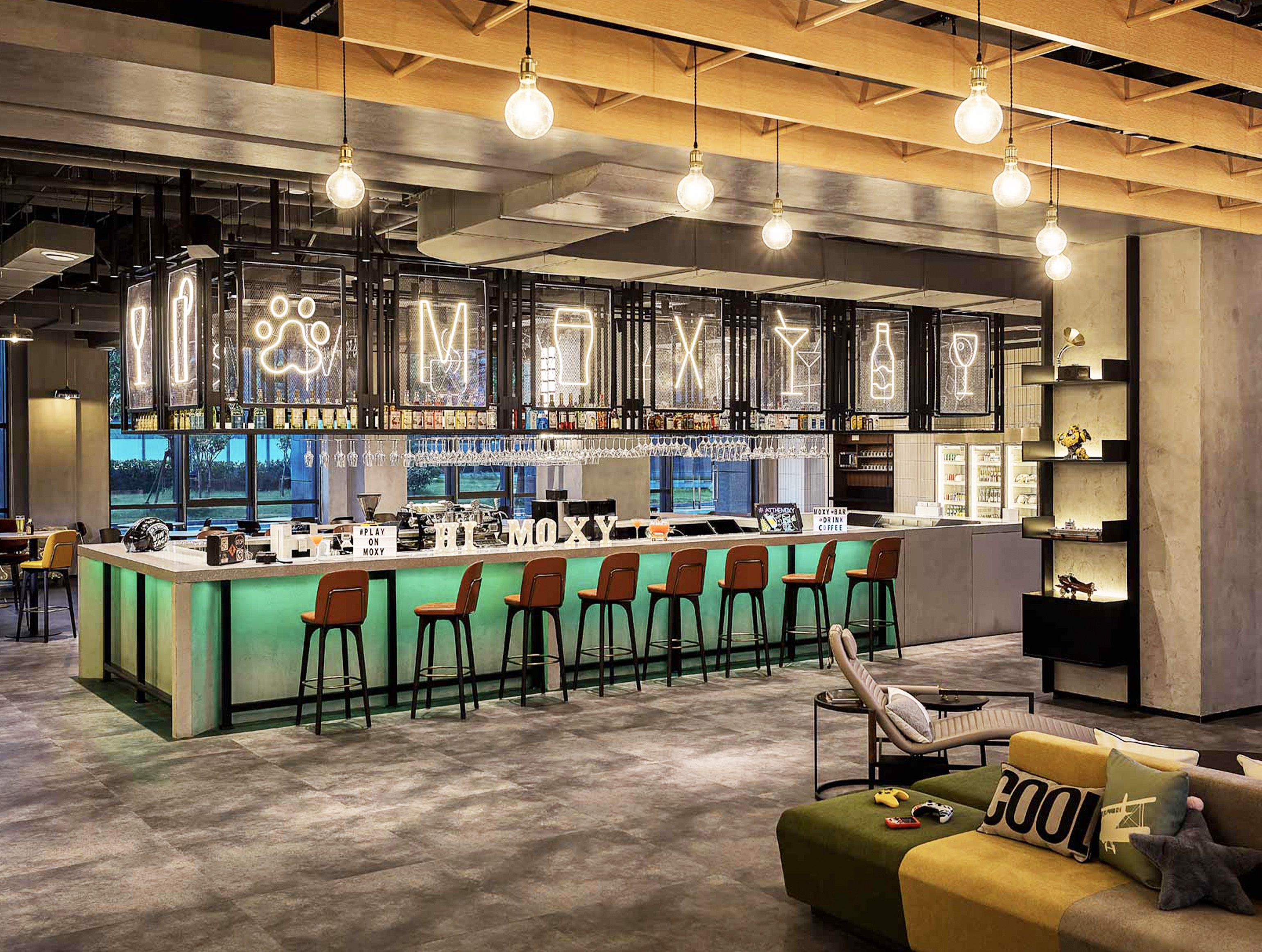 Moxy hotel hongqiao-0