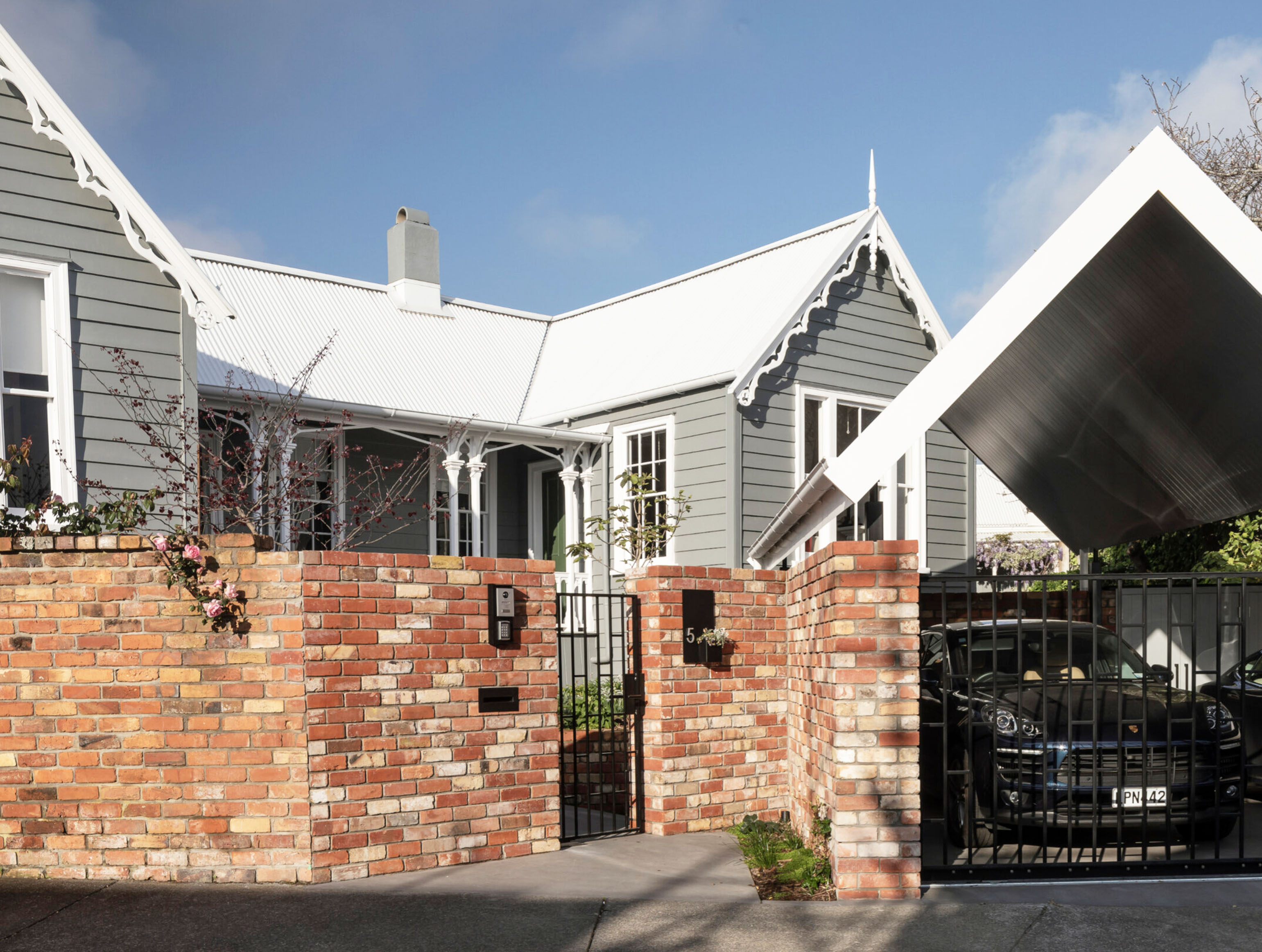 Seven Gables House-0