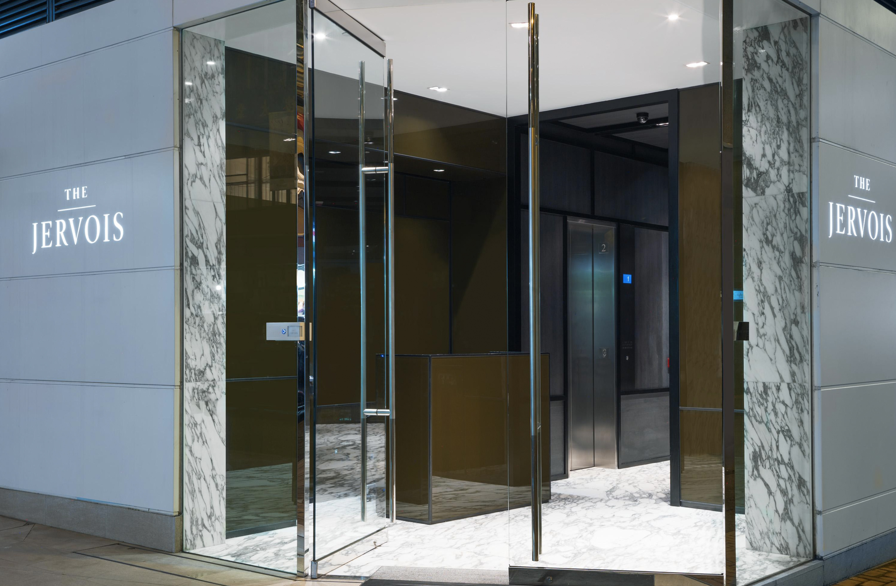 The Jervois Hotel inside 4