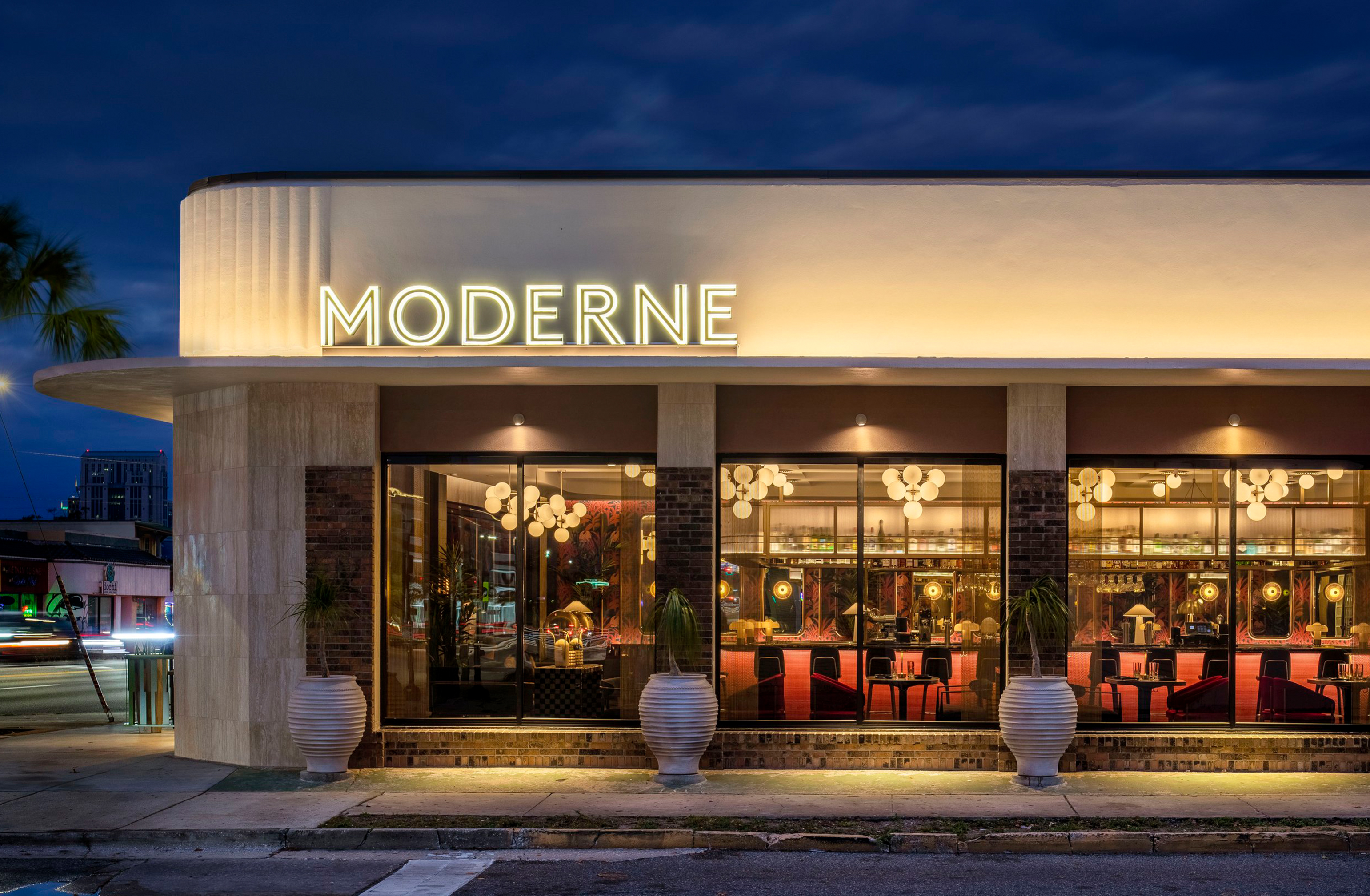 The Moderne inside 3
